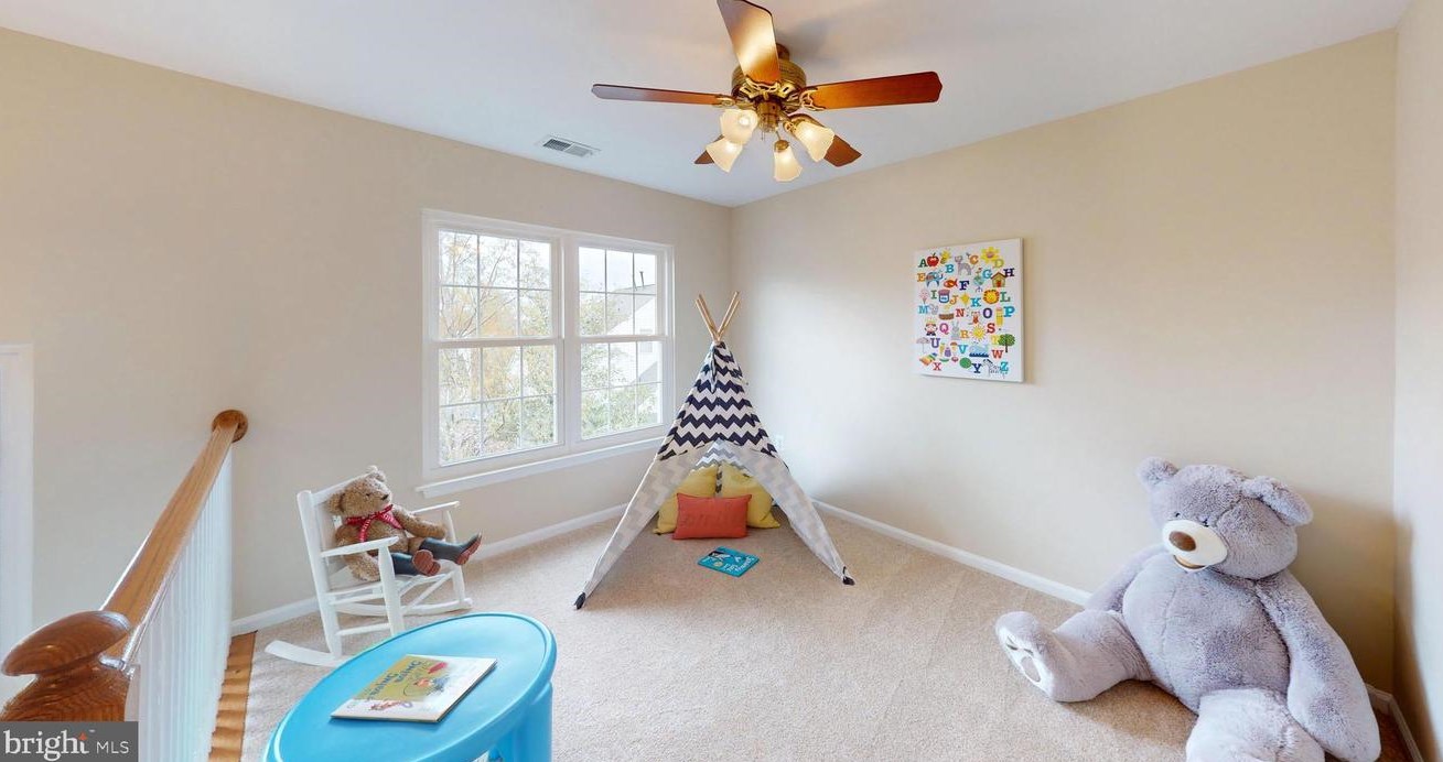 47680 Leechecker Ct, Dulles VA exterior