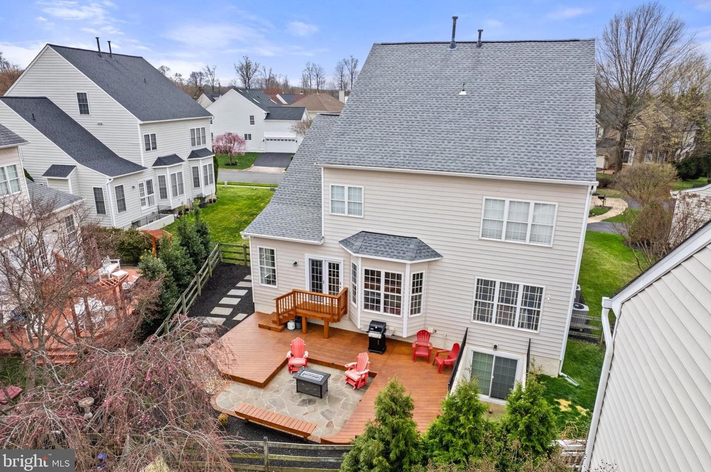 47680 Leechecker Ct, Dulles VA exterior