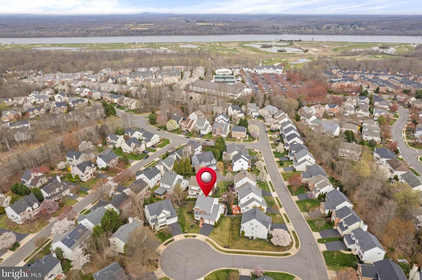 47680 Leechecker Ct, Dulles VA exterior