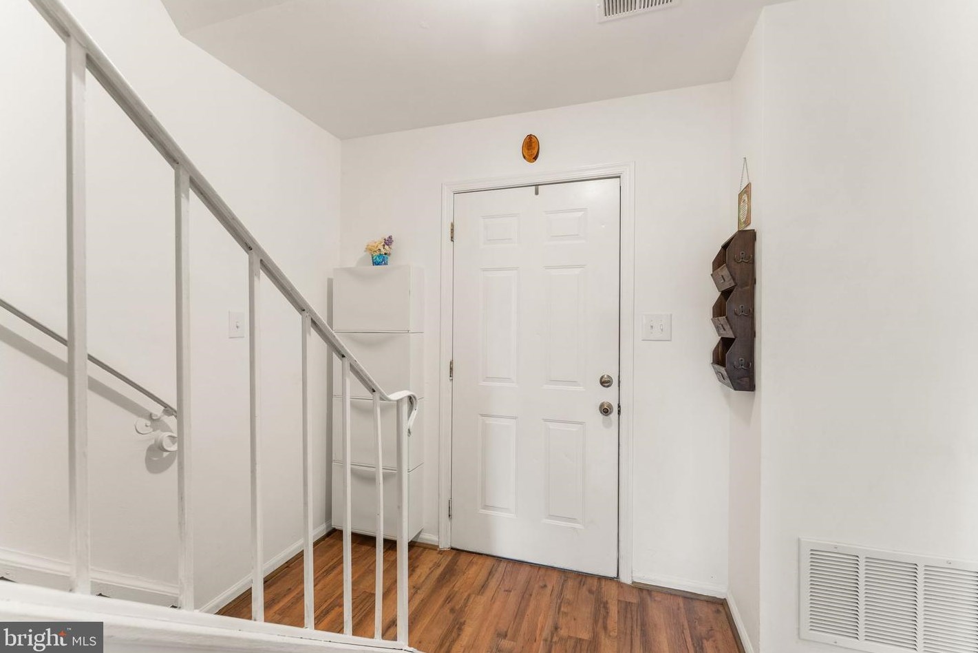 978 Holborn Ct, Dulles VA  20164-4805 exterior
