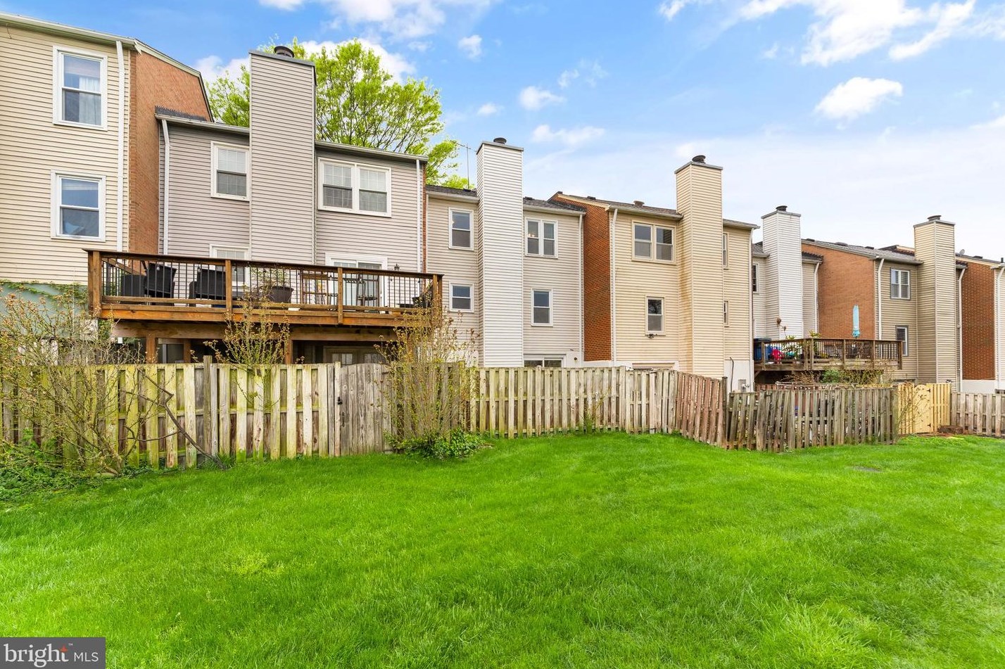 978 Holborn Ct, Dulles VA  20164-4805 exterior