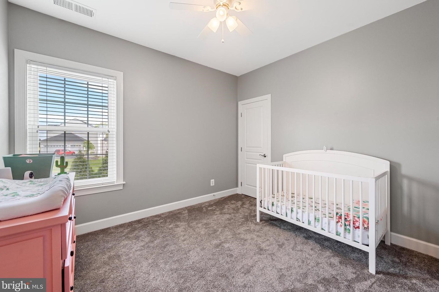 42041 Glynn Tarra Pl, Leesburg VA  20176-5477 exterior