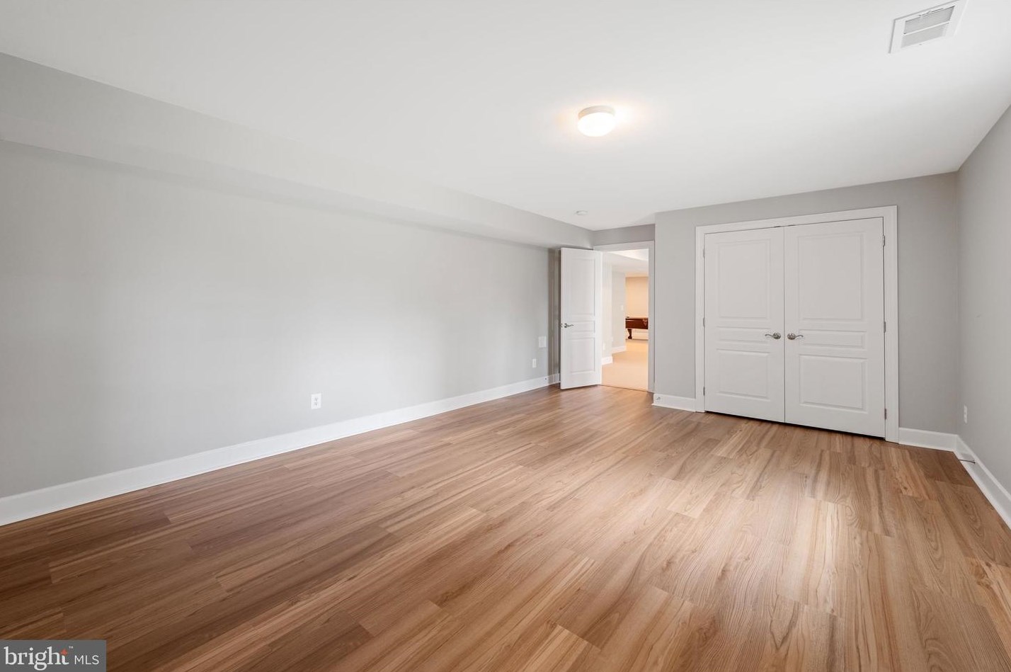 42041 Glynn Tarra Pl, Leesburg VA  20176-5477 exterior