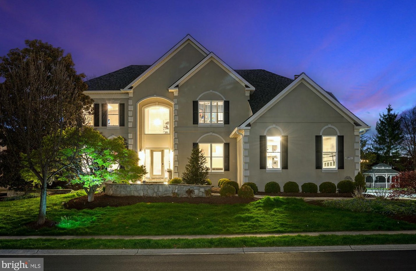 19941 Augusta Village Pl, Ashburn VA  20147-4128 exterior