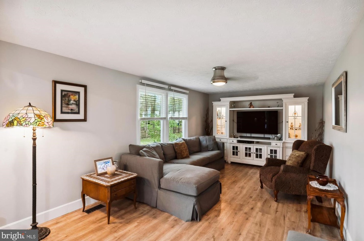 106 Almey Ct, Dulles VA  20164-2836 exterior