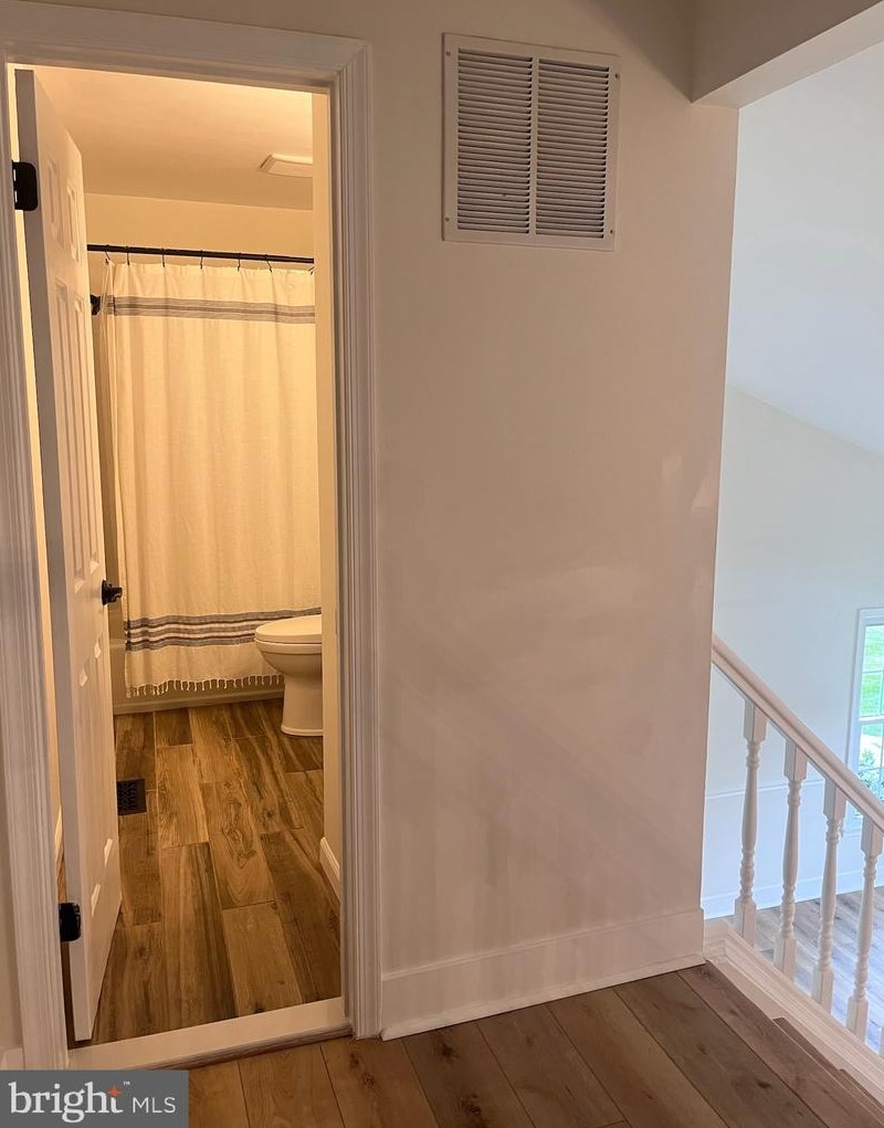 319 Cardinal Glen Cir, Dulles VA  20164-5512 exterior