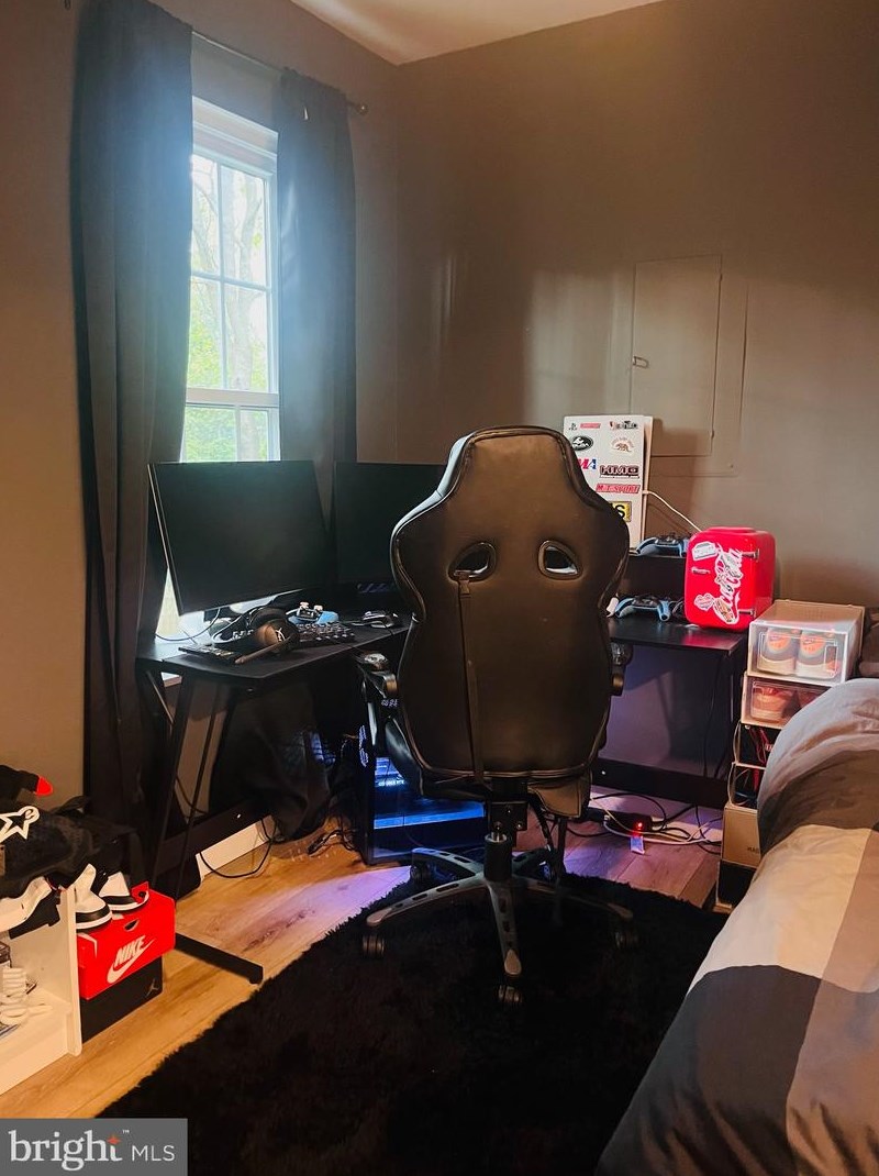 319 Cardinal Glen Cir, Dulles VA  20164-5512 exterior