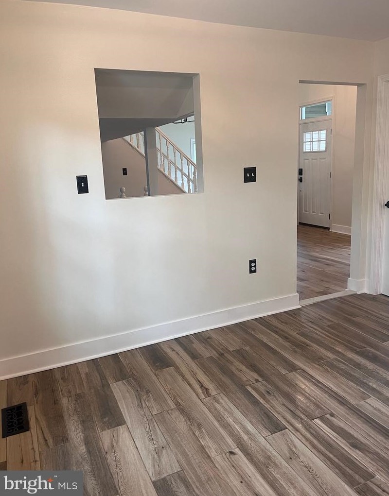 319 Cardinal Glen Cir, Dulles VA  20164-5512 exterior