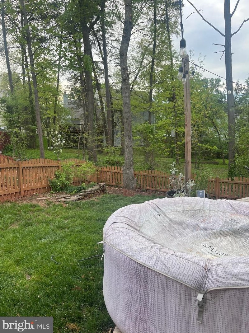 319 Cardinal Glen Cir, Dulles VA  20164-5512 exterior