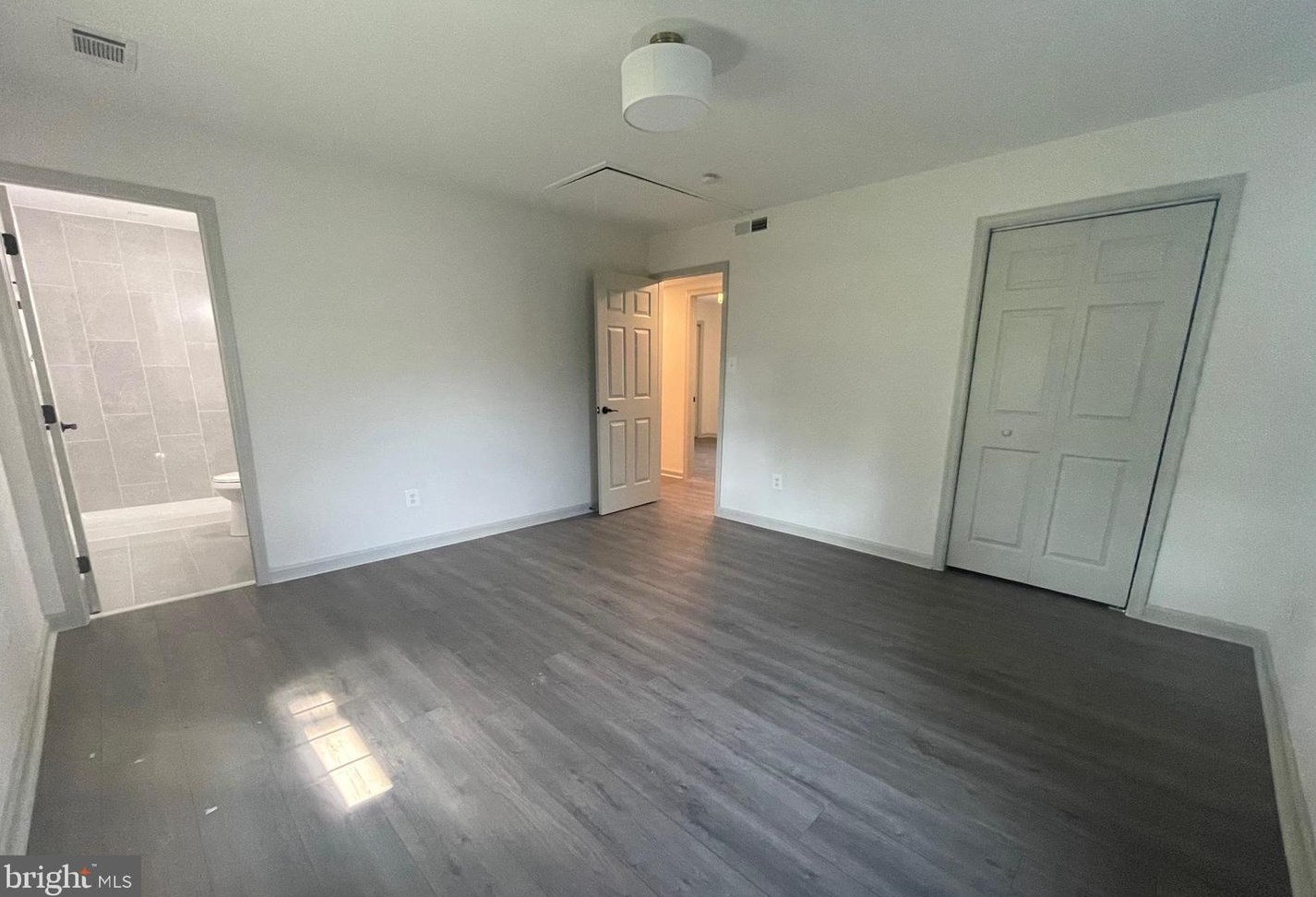 1314 Holly Ave, Dulles VA  20164-2613 exterior