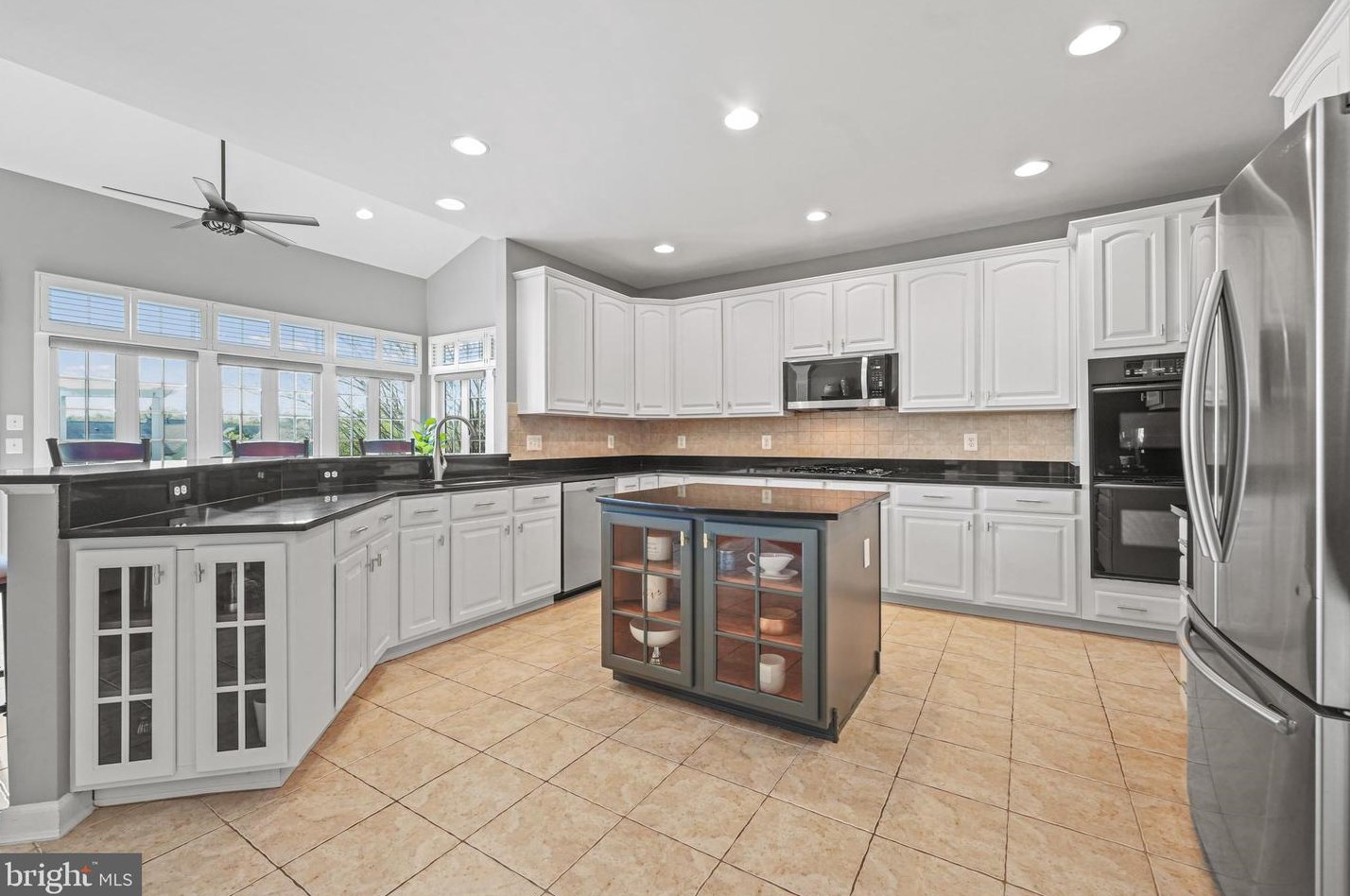 19115 Dalton Points Pl, Leesburg VA 20176-3836 exterior