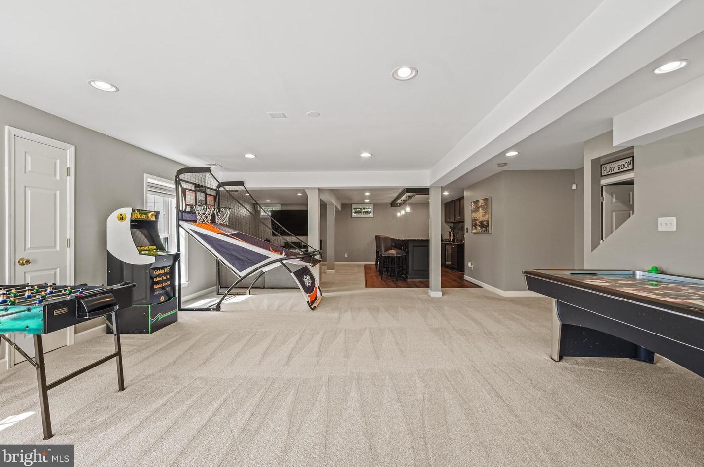 19115 Dalton Points Pl, Leesburg VA 20176-3836 exterior