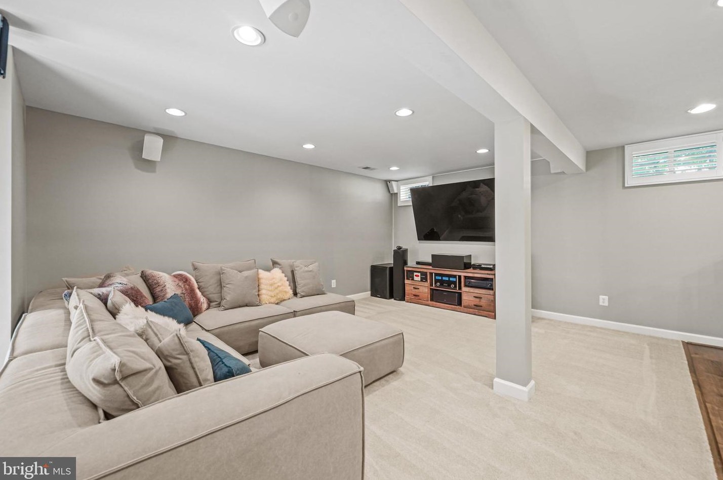 19115 Dalton Points Pl, Leesburg VA 20176-3836 exterior