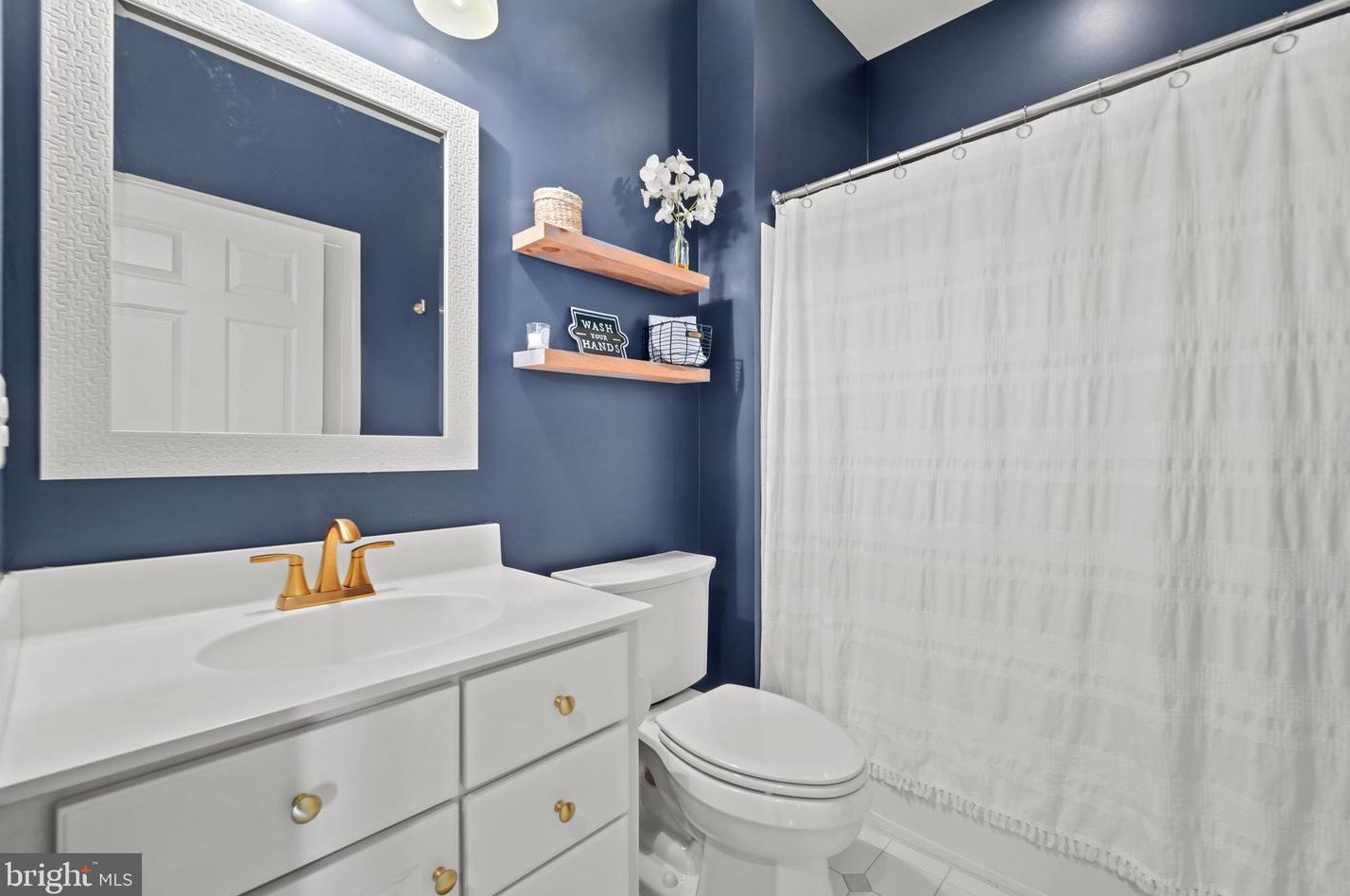 19115 Dalton Points Pl, Leesburg VA 20176-3836 exterior