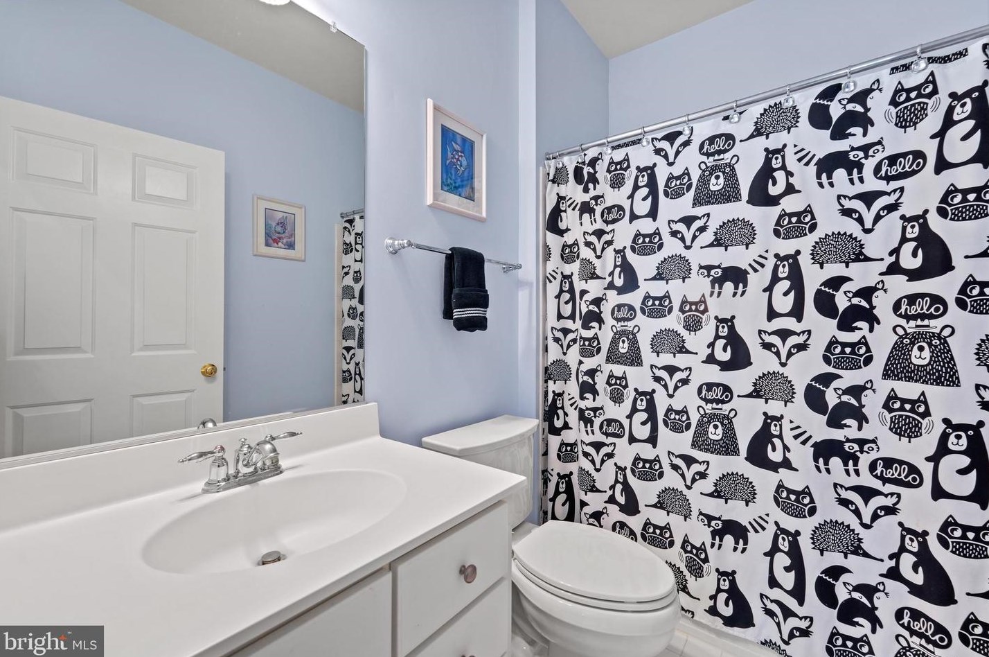 19115 Dalton Points Pl, Leesburg VA 20176-3836 exterior