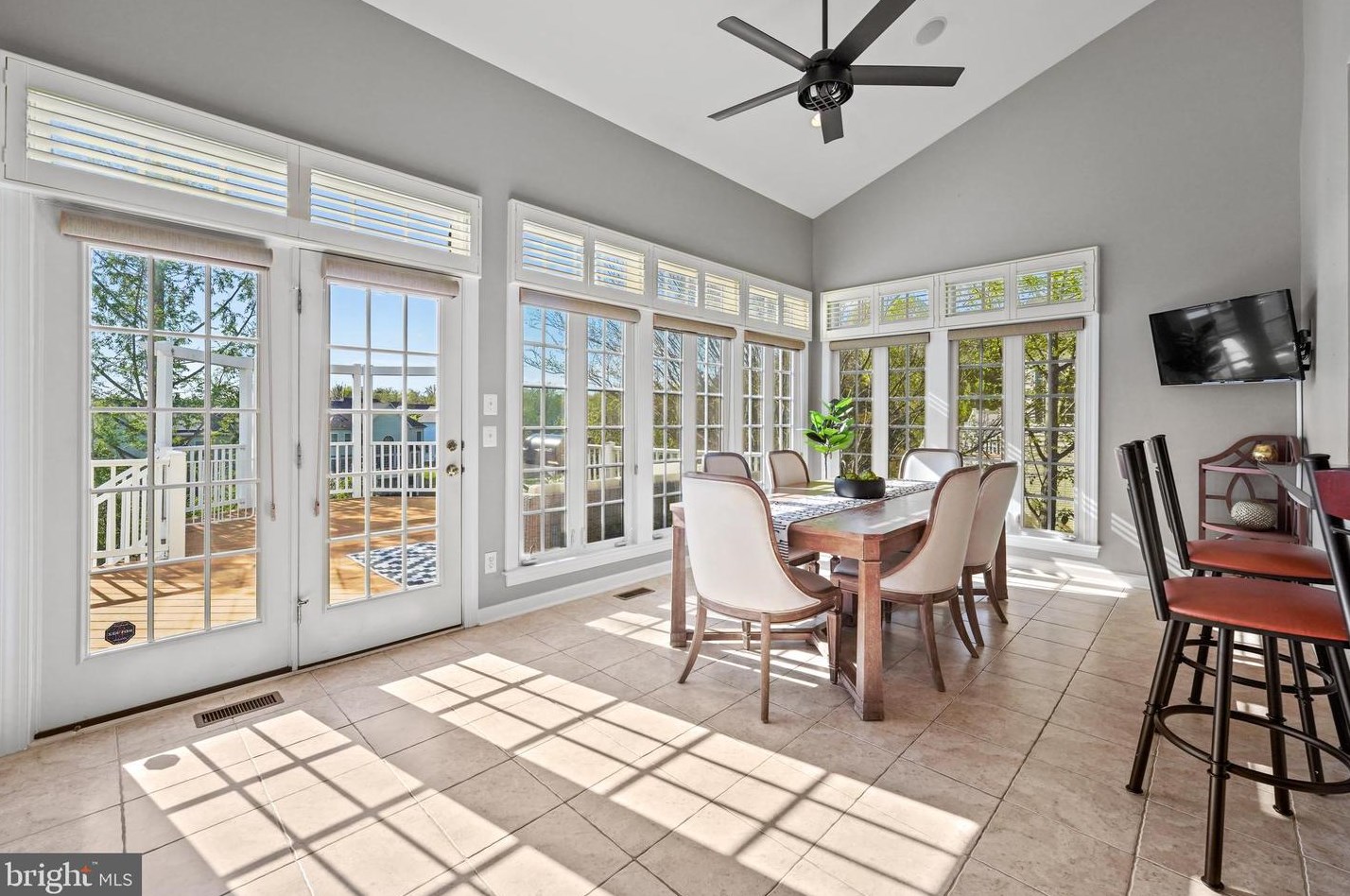 19115 Dalton Points Pl, Leesburg VA 20176-3836 exterior