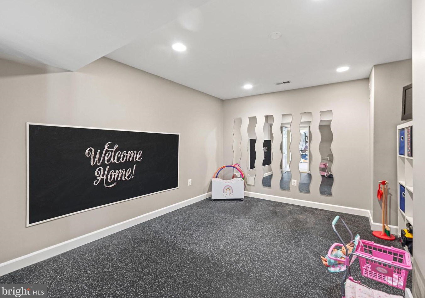 19115 Dalton Points Pl, Leesburg VA 20176-3836 exterior