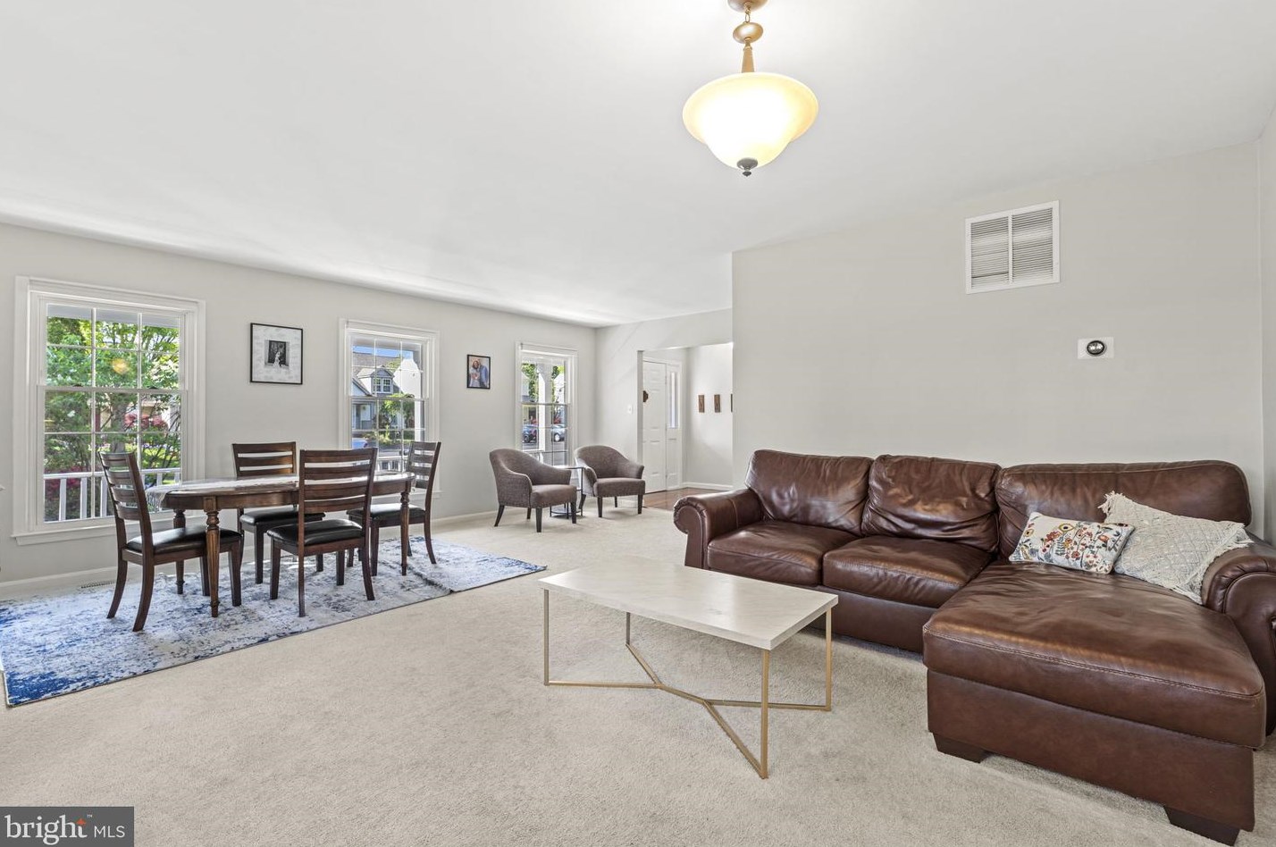 21034 Lowell Ct, Dulles VA  20164-2437 exterior