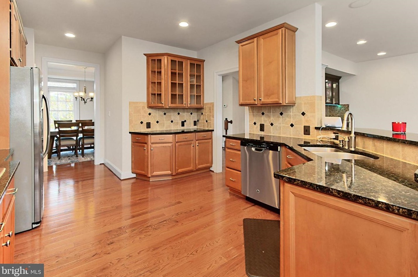 42525 Pine Forest Dr, Fairfax VA  20152-6095 exterior