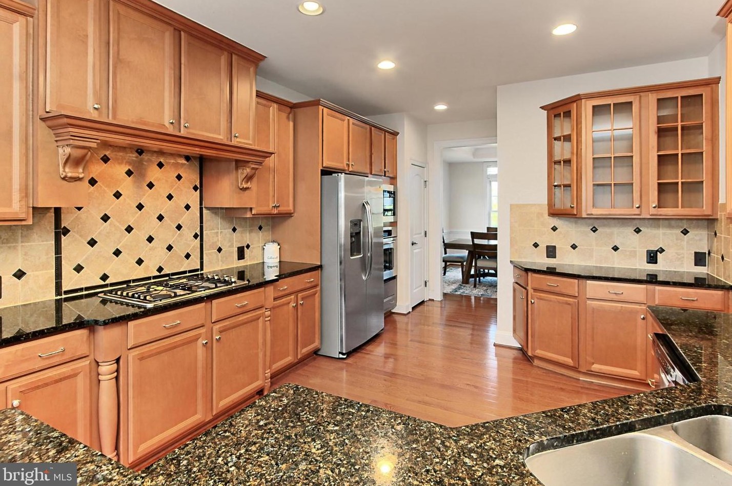 42525 Pine Forest Dr, Fairfax VA  20152-6095 exterior