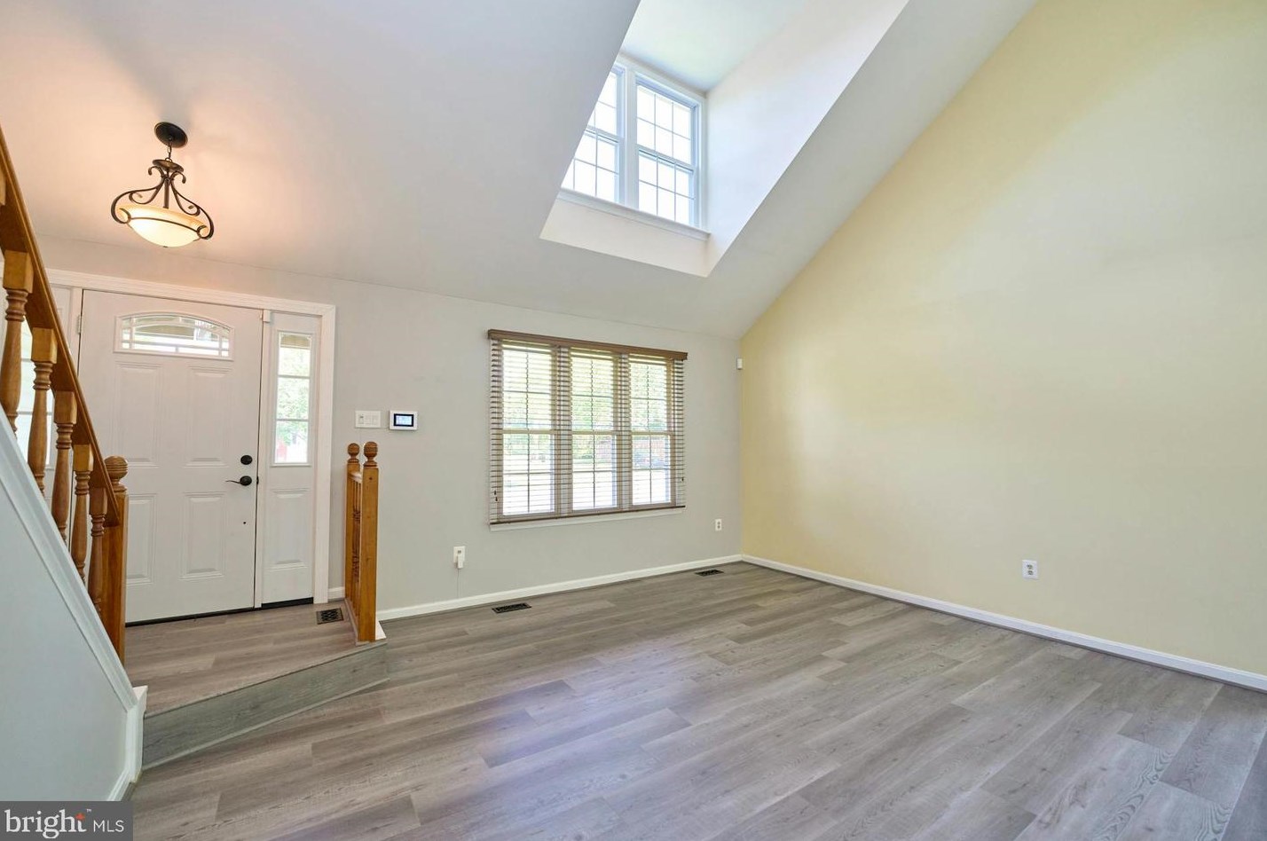 21050 Emerson Ct, Dulles VA  20164-2435 exterior