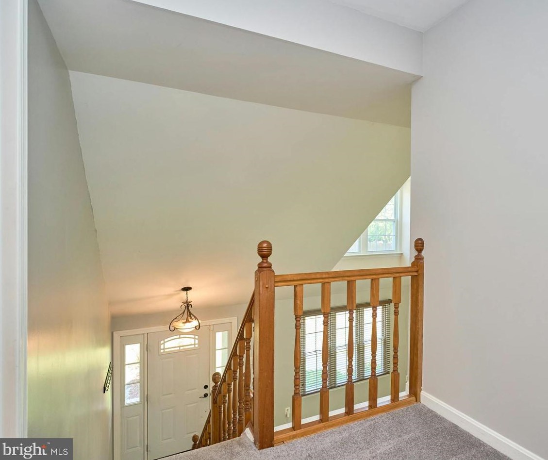 21050 Emerson Ct, Dulles VA  20164-2435 exterior