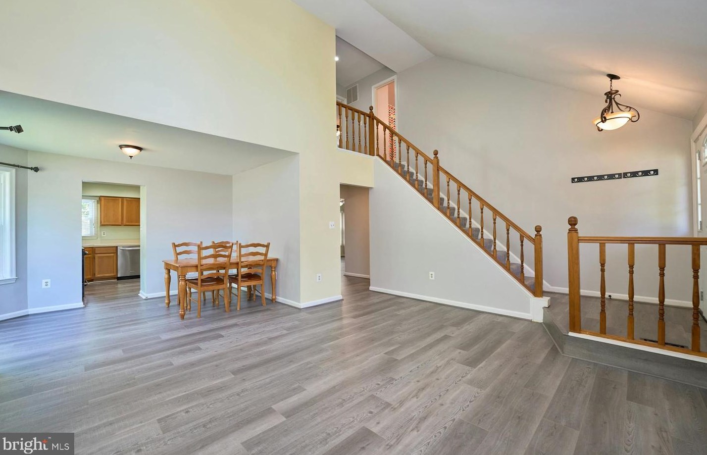 21050 Emerson Ct, Dulles VA  20164-2435 exterior