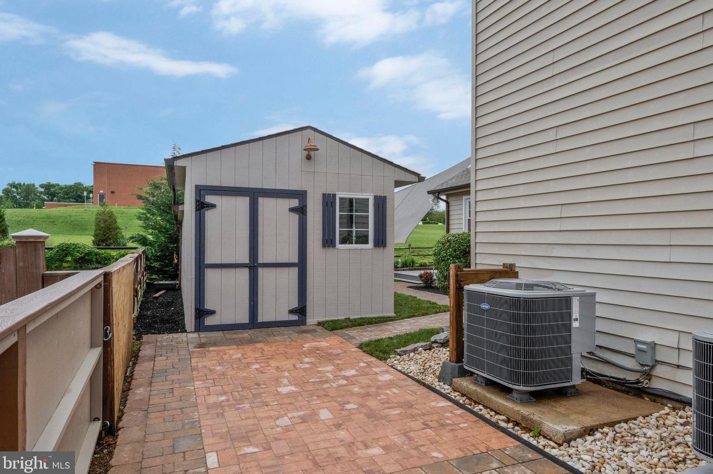 507 Vly Vw Ave, Leesburg VA 20175-2626 exterior