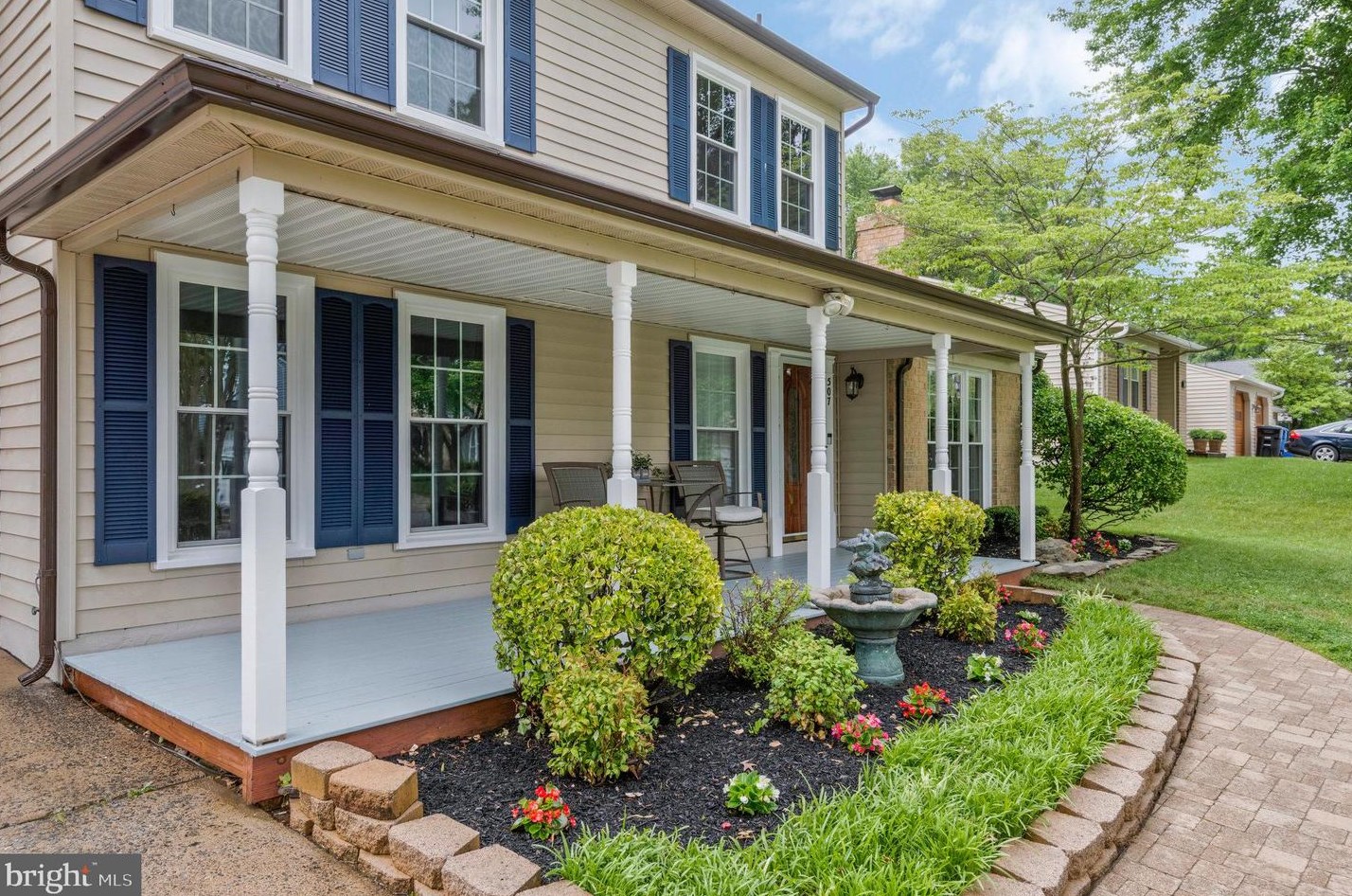 507 Vly Vw Ave, Leesburg VA 20175-2626 exterior