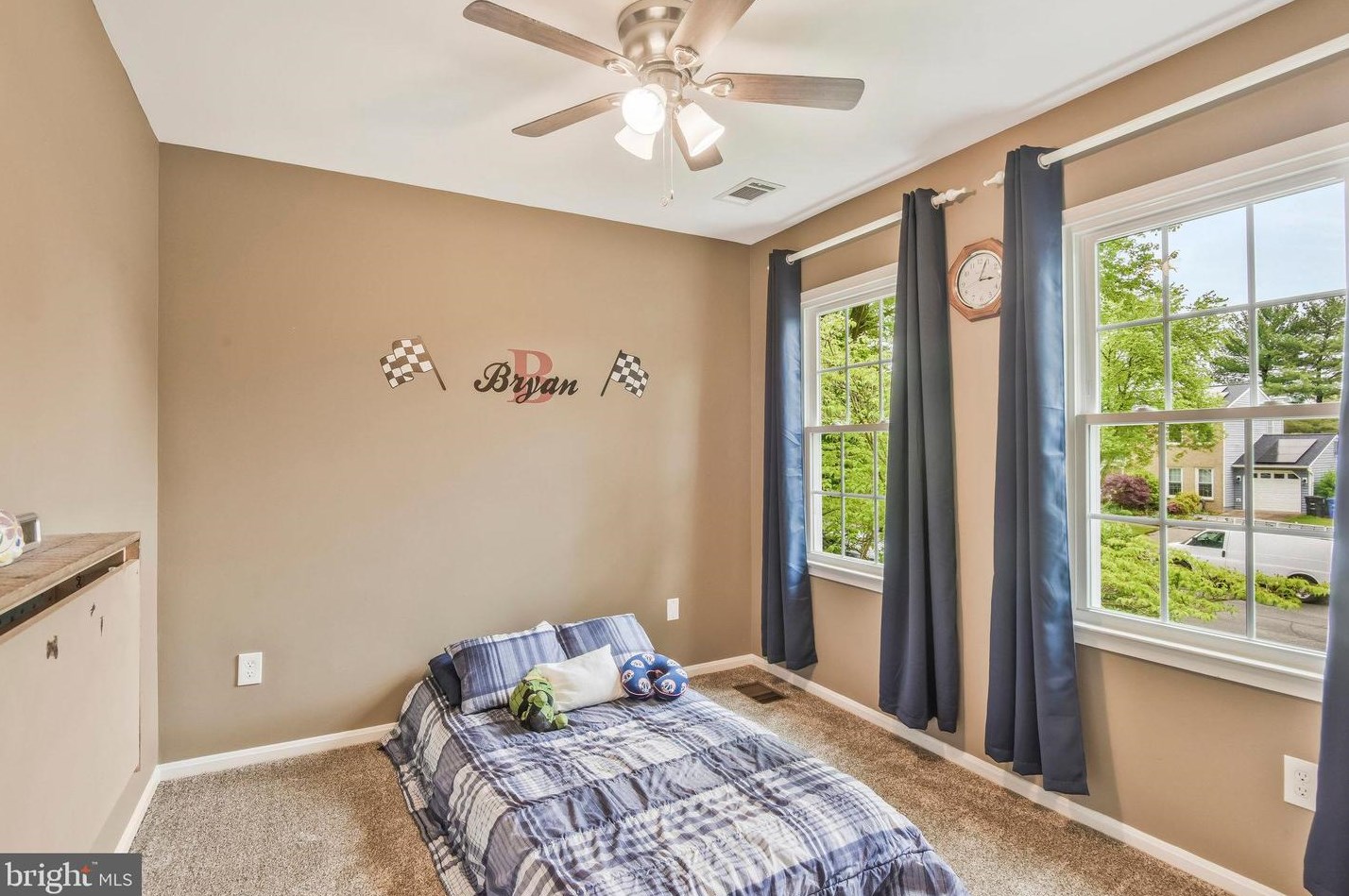 507 Vly Vw Ave, Leesburg VA 20175-2626 exterior