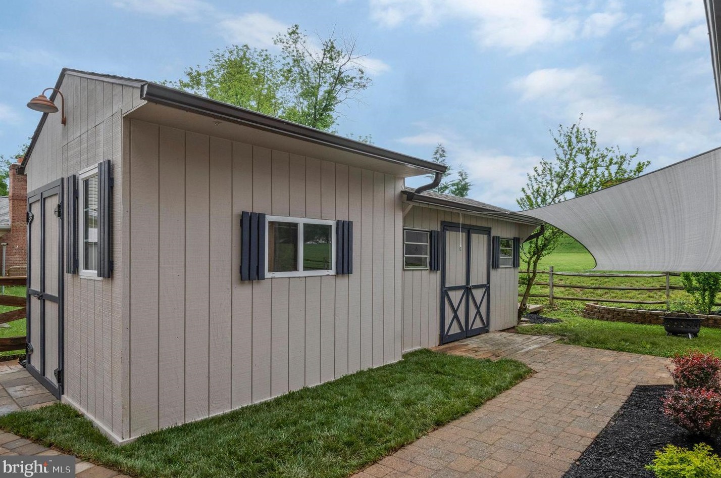 507 Vly Vw Ave, Leesburg VA 20175-2626 exterior