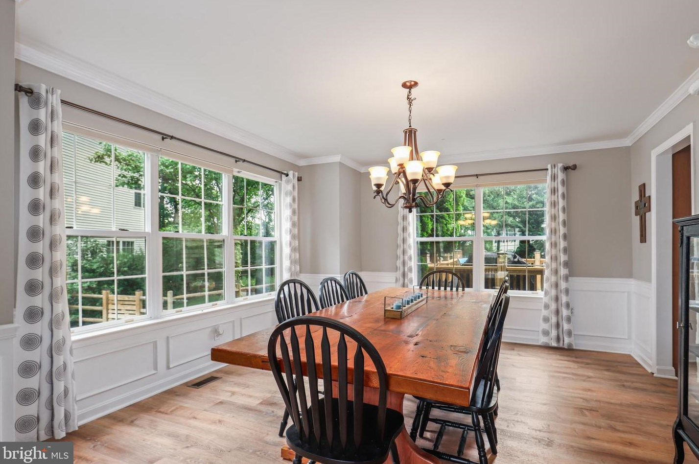 20346 Flushing Mdw Ct, Ashburn VA 20147-3854 exterior