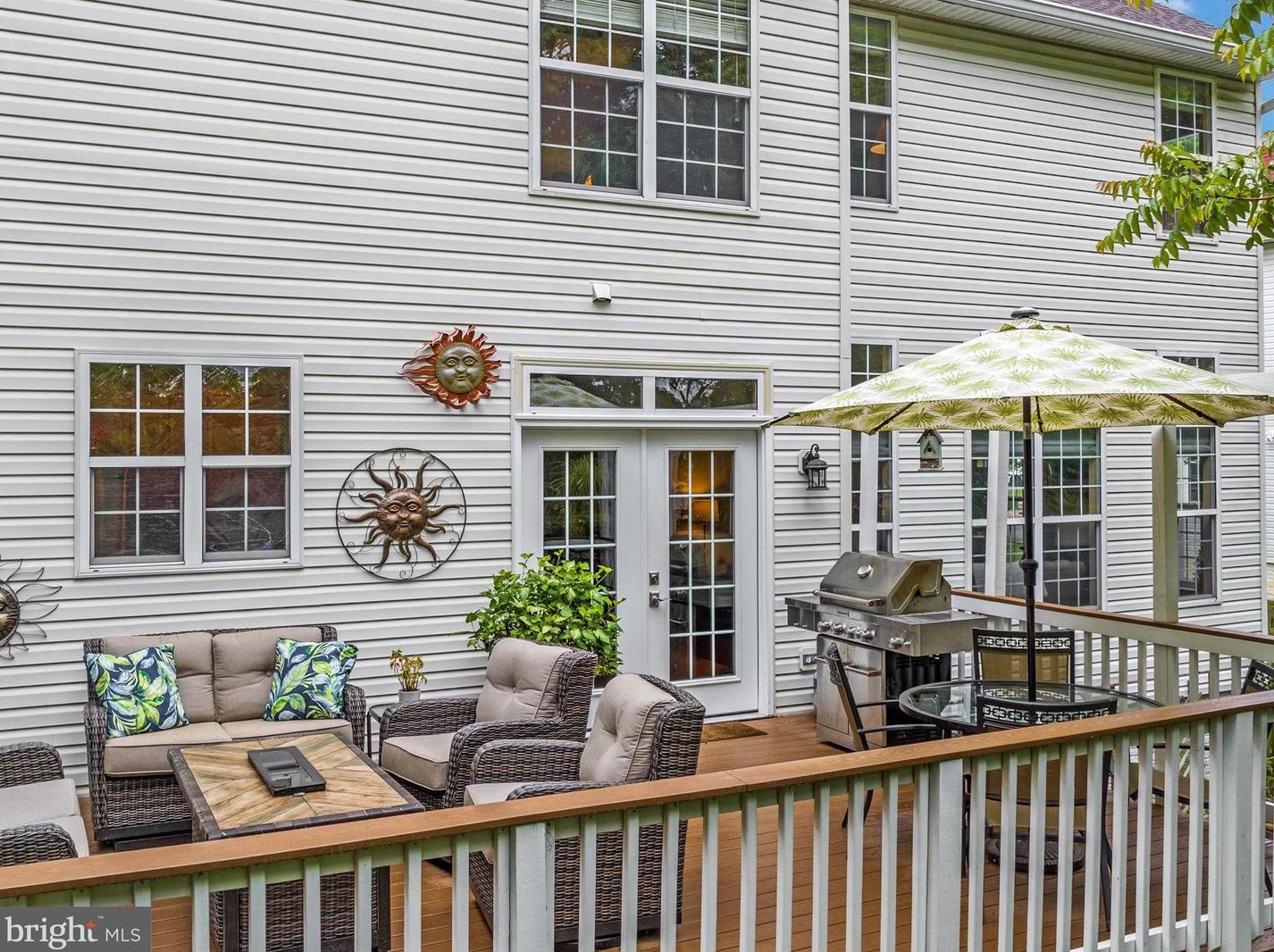 842 Macalister Dr, Leesburg VA 20175-8905 exterior