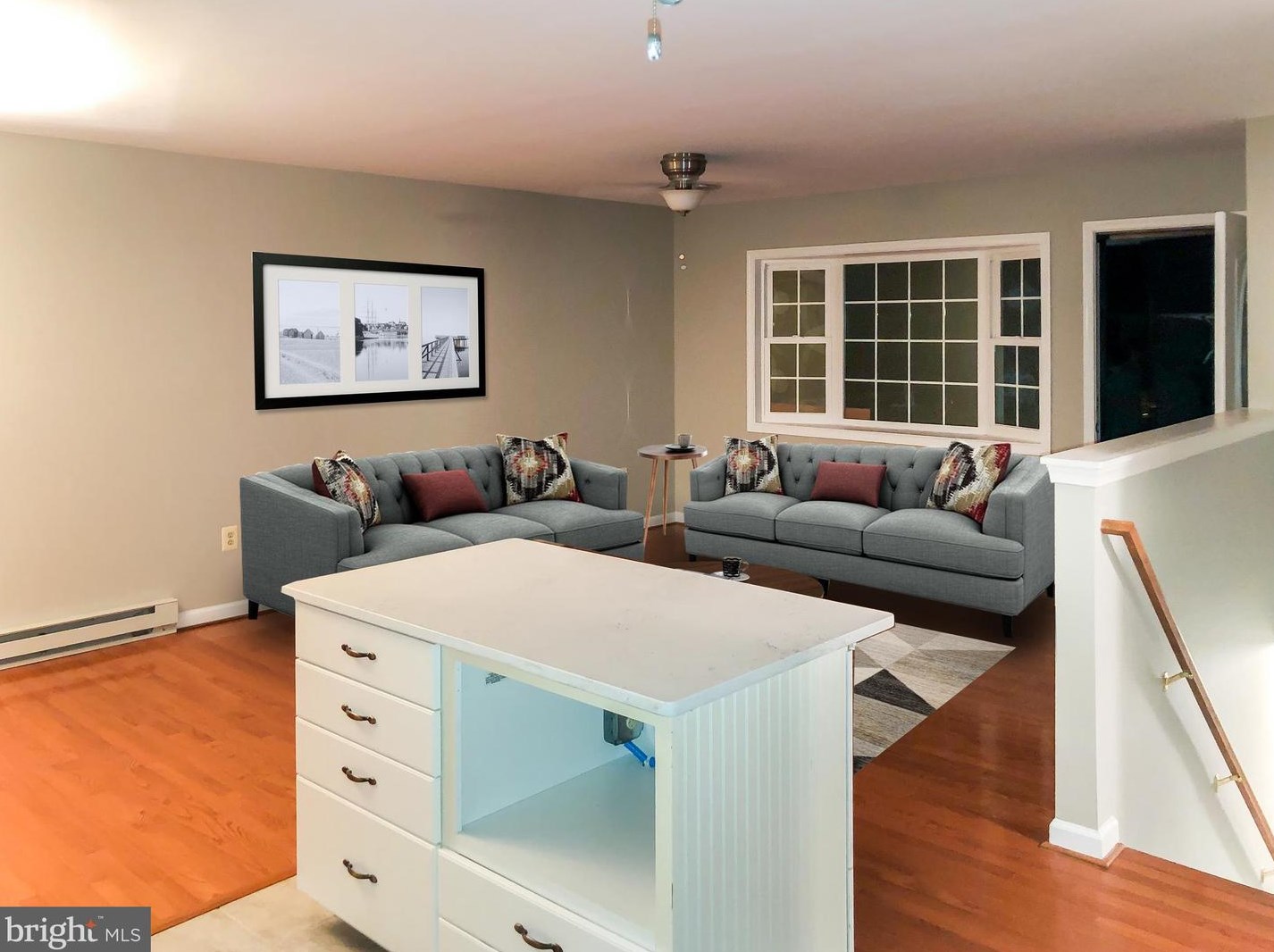 301 Tazewell Rd, Dulles VA  20164-4320 exterior