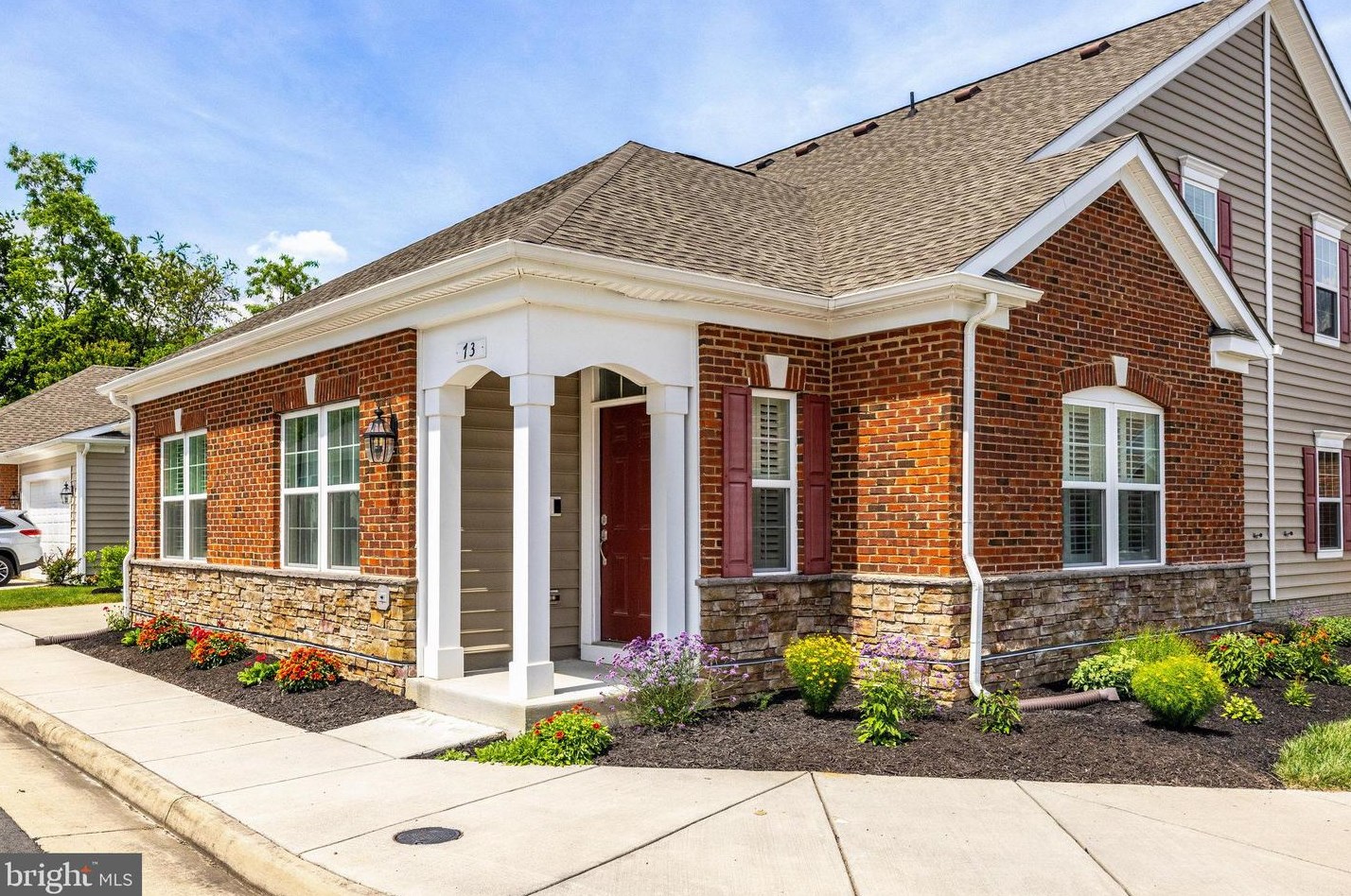 73 Harpers Ml Way, Lovettsville VA  20180-2045 exterior