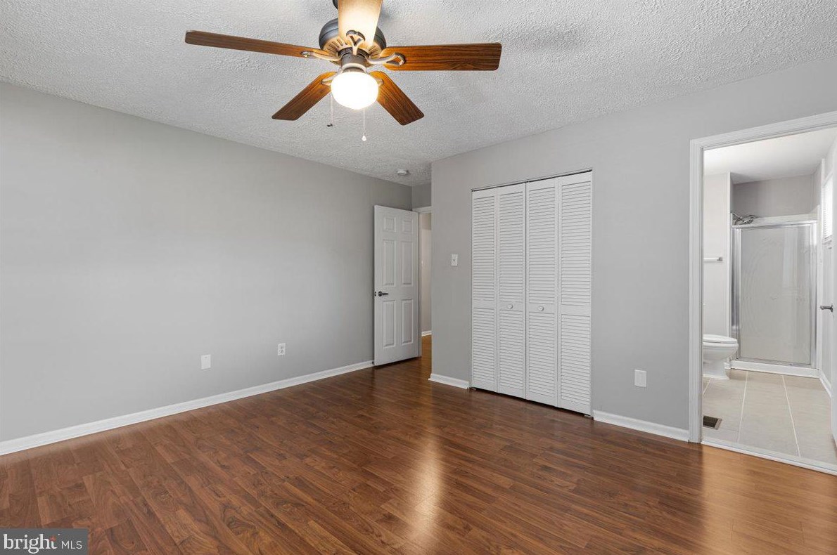 507 Alder Ave, Dulles VA  20164-3914 exterior