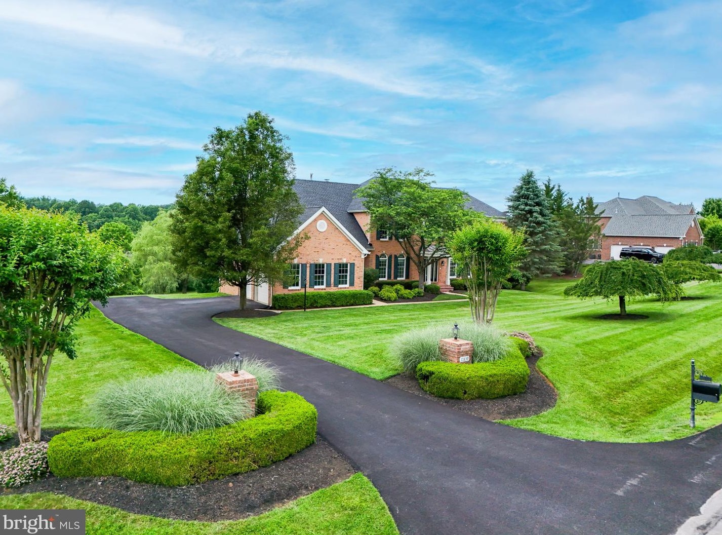 17839 Tobermory Pl, Leesburg VA 20175-7057 exterior