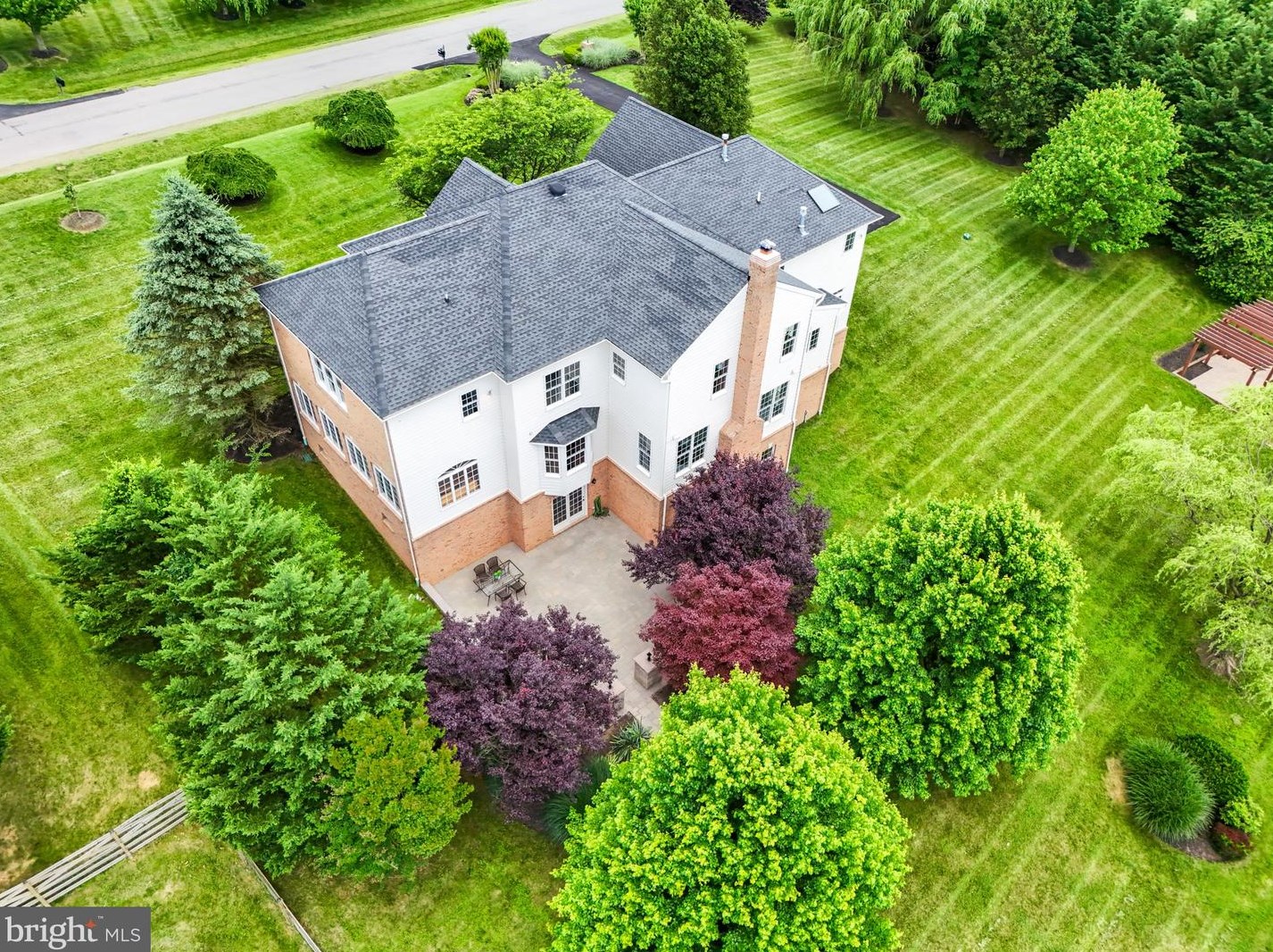 17839 Tobermory Pl, Leesburg VA 20175-7057 exterior