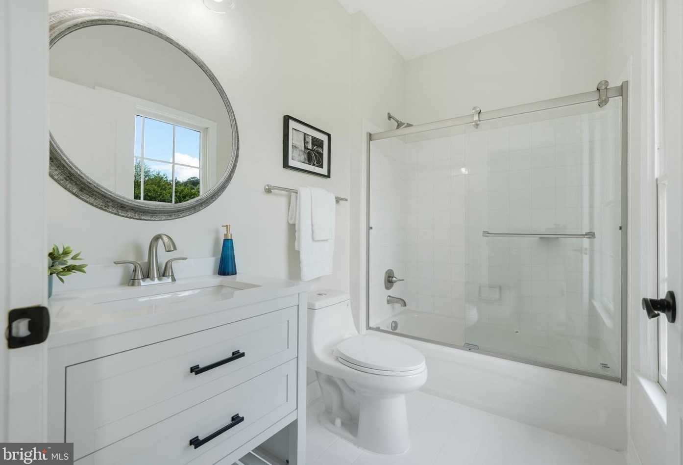 17839 Tobermory Pl, Leesburg VA 20175-7057 exterior