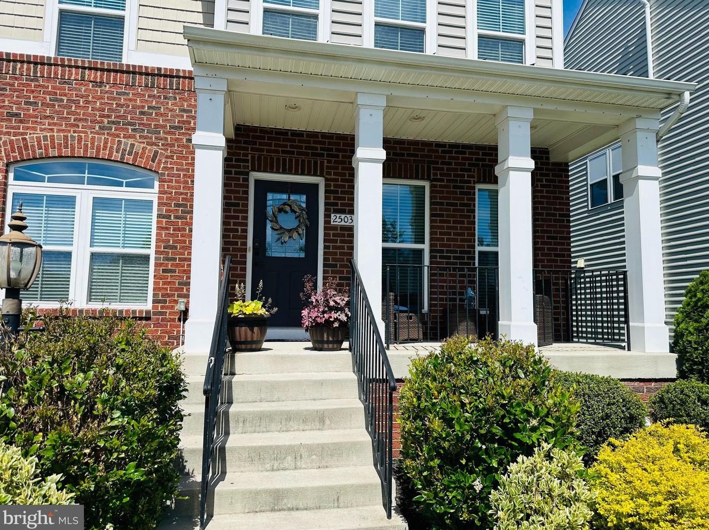 25039 Great Berkhamsted Dr, Stone Ridge VA  20105-5557 exterior