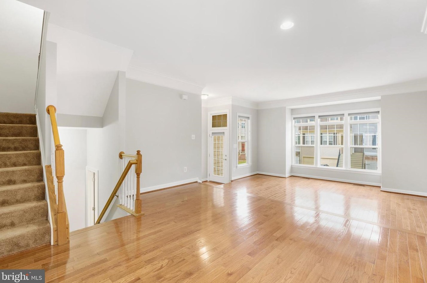 42982 Mill Race Ter, Leesburg VA  20176-6867 exterior