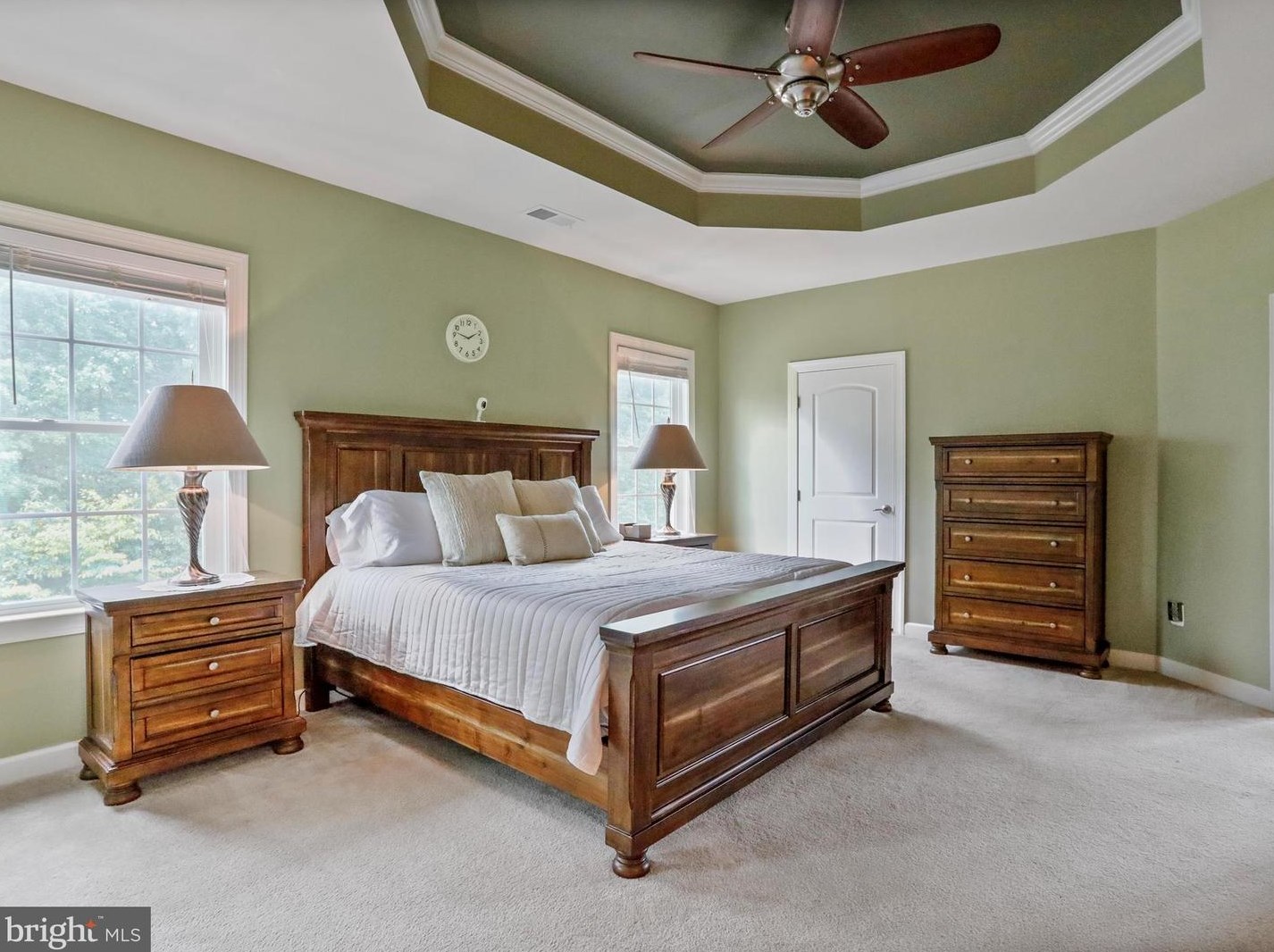 40594 Banshee Dr, Leesburg VA 20175-7514 exterior