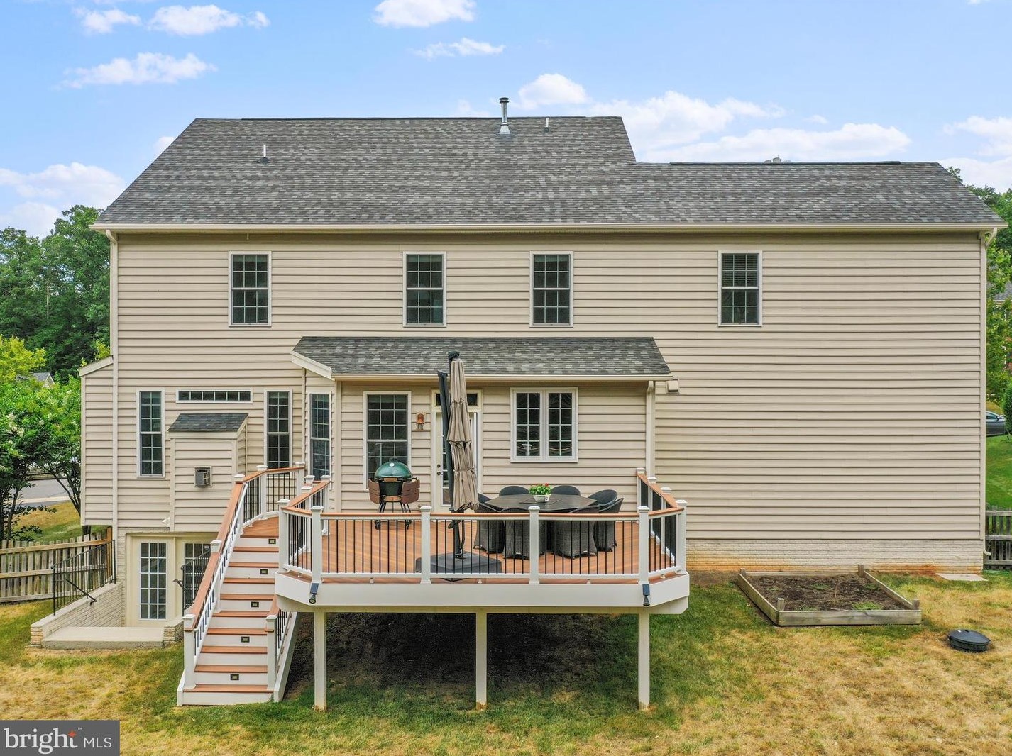 40594 Banshee Dr, Leesburg VA 20175-7514 exterior