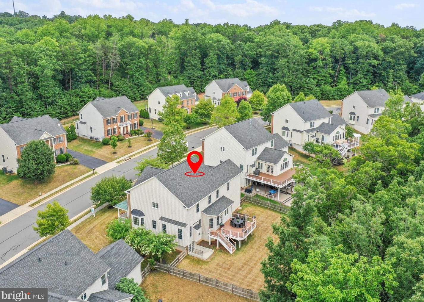 40594 Banshee Dr, Leesburg VA 20175-7514 exterior