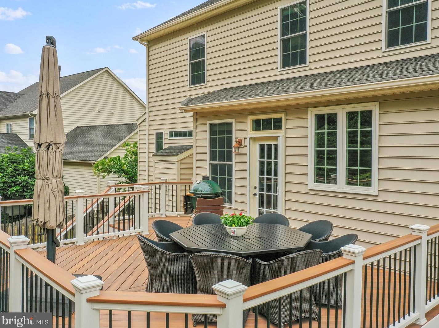 40594 Banshee Dr, Leesburg VA 20175-7514 exterior