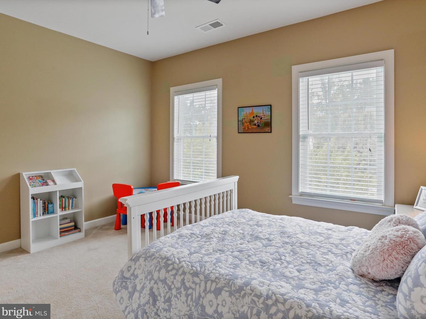 40594 Banshee Dr, Leesburg VA 20175-7514 exterior