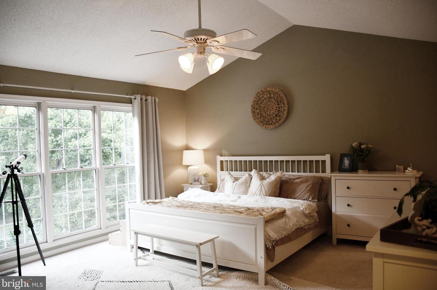 20466 Quarterpath Trace Cir, Dulles VA  20165-7533 exterior