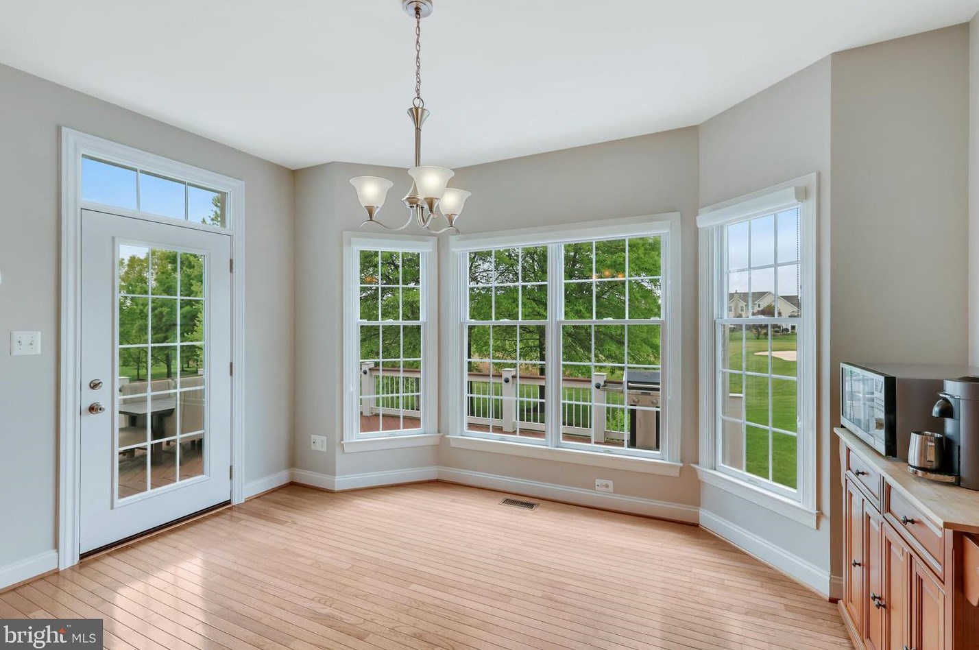 19951 Palmer Classic Pkwy, Ashburn VA  20147-5202 exterior