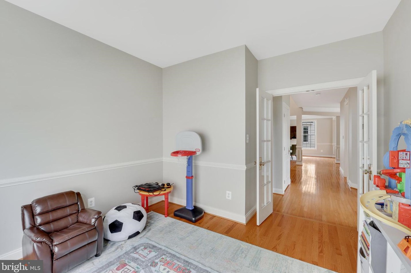 19951 Palmer Classic Pkwy, Ashburn VA  20147-5202 exterior