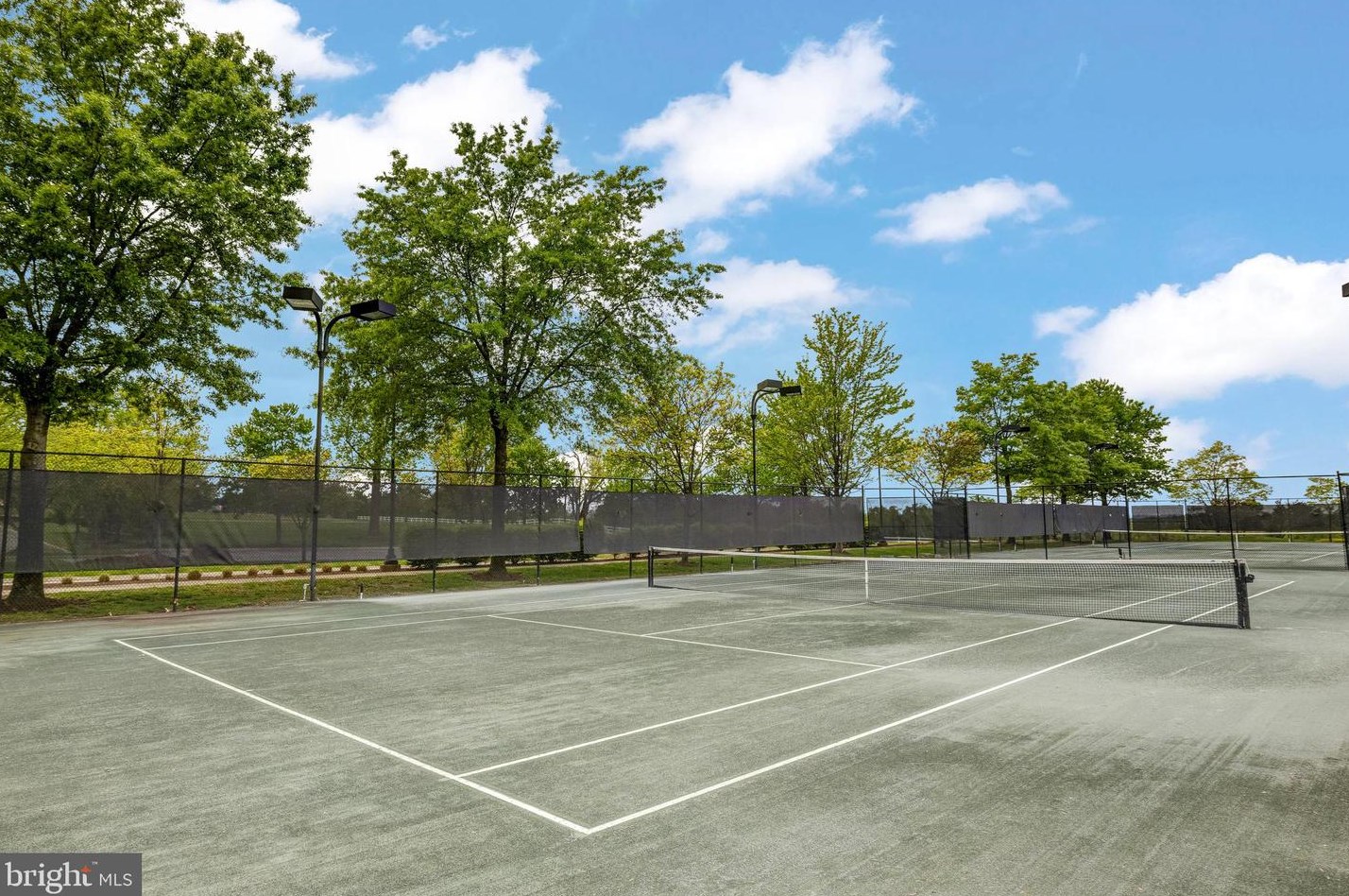 19951 Palmer Classic Pkwy, Ashburn VA  20147-5202 exterior